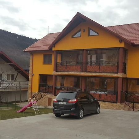 Отель Casa Dodoc Качулата Экстерьер фото