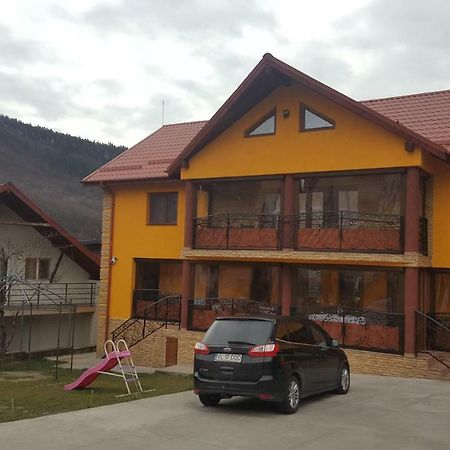 Отель Casa Dodoc Качулата Экстерьер фото